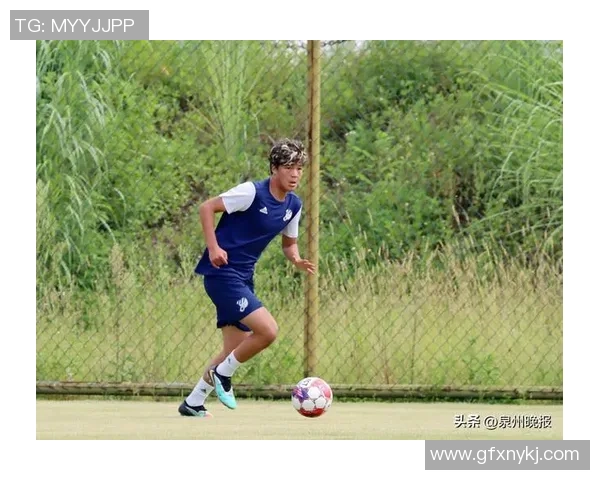 梦中畅想足球明星的辉煌人生与追梦之路